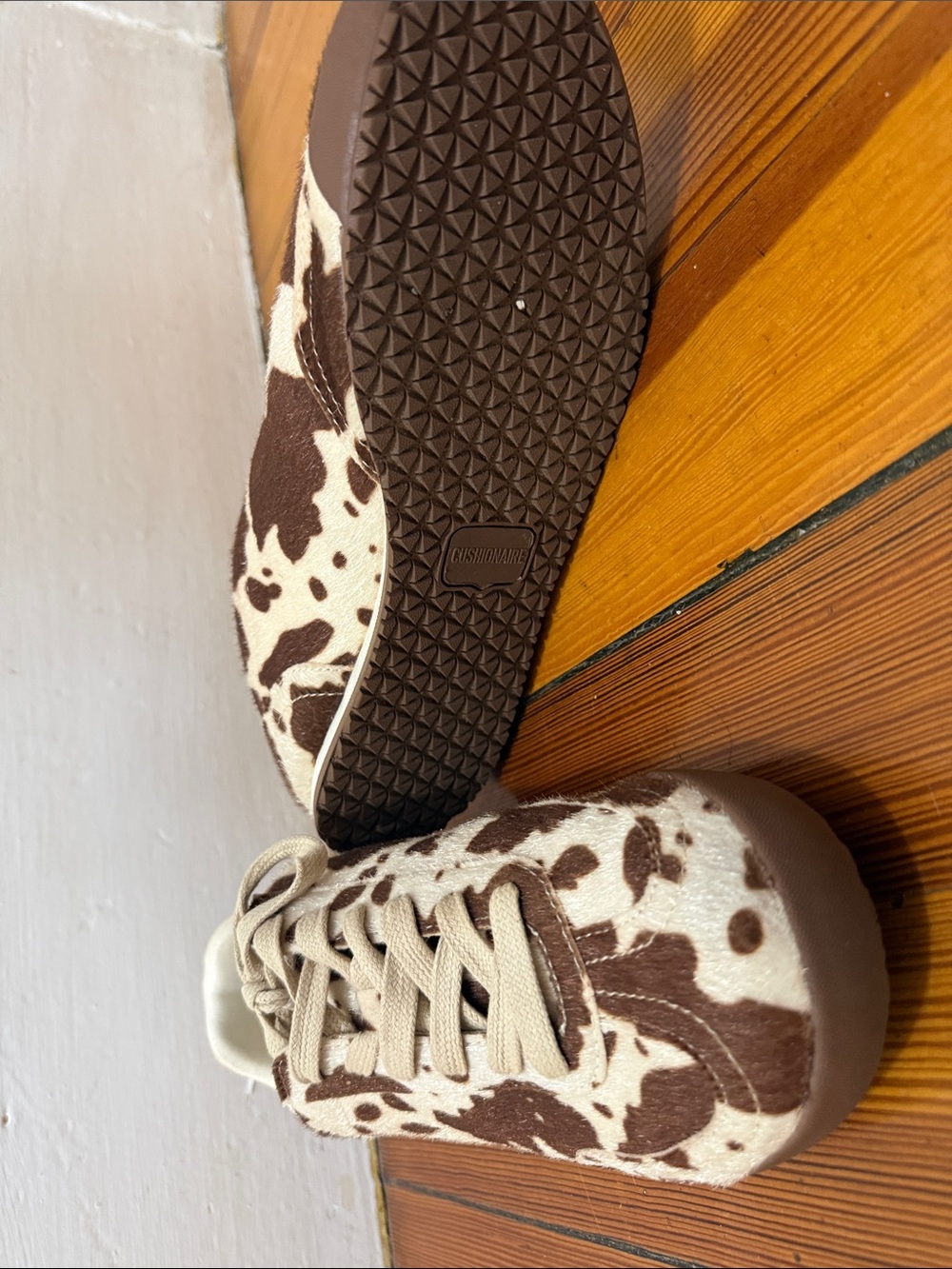 Women Cow-Print Canvas Sneakers in Brown and Cream - Picture 3 of 4